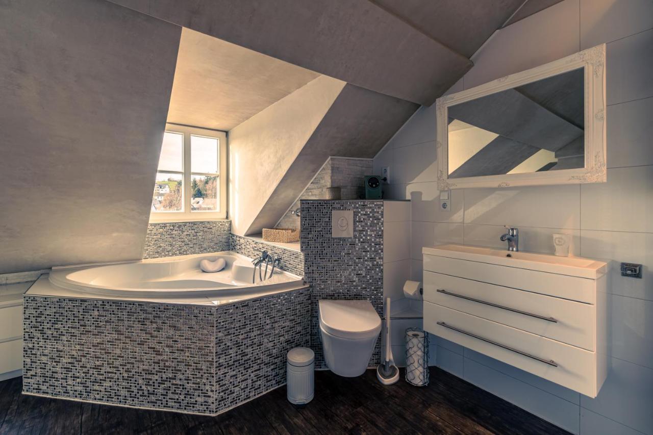 Appartamento Oriental Cozy Loft - Orientalisches Gemuetliches Loft Weibern Esterno foto